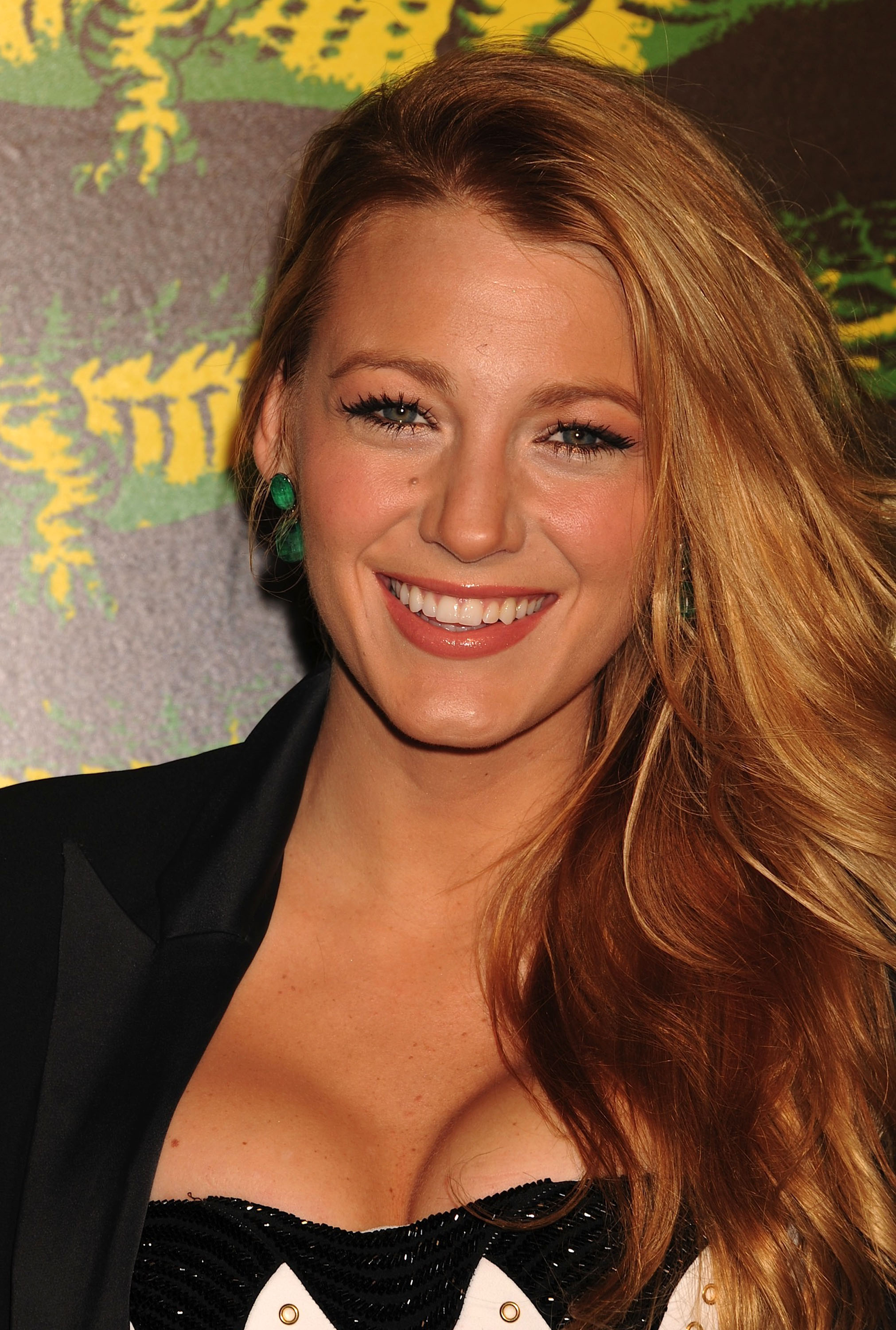 Blake Lively 2011 : Blake Lively – Cleavage Candids at Versace For H&M fashion Event in NY-05